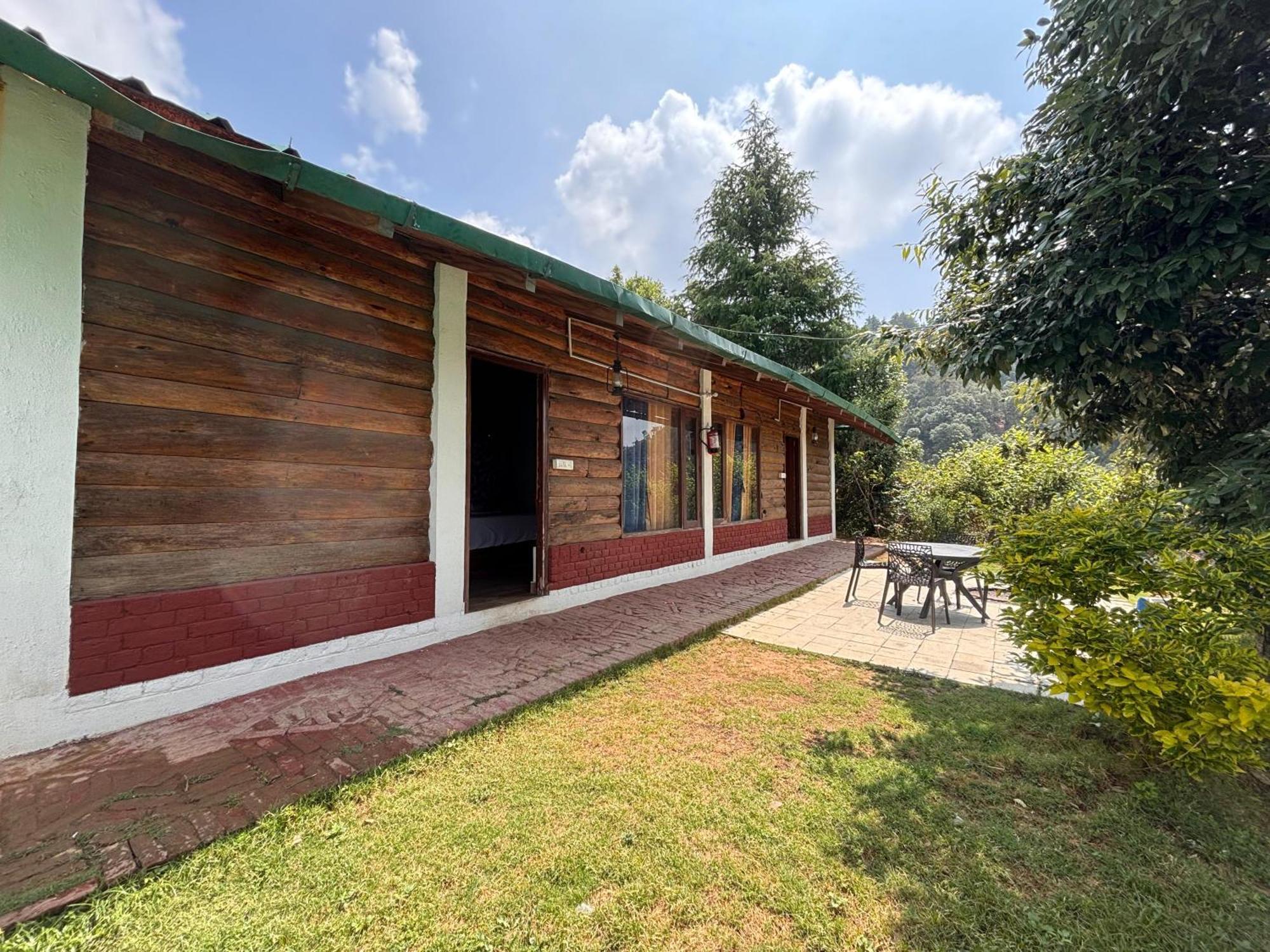 Pragati Resort & Restaurant- Eden Of Kumaon Bhowali Exterior foto